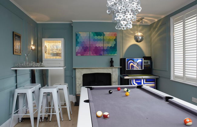 Gothic Cottage Hot Tub Fire Pit Pizza Oven Gas Bbq - Foto 11