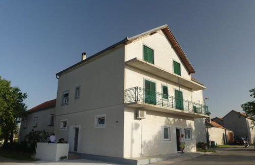 Apartment Fran - Photo 1