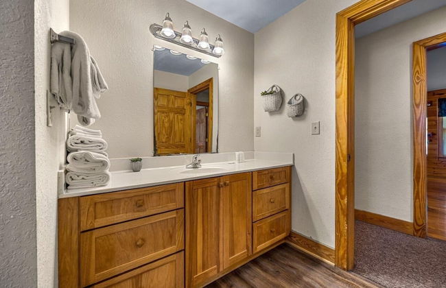 Poplar Point Condo Unit 12A - Two Bedroom Condo - Foto 16