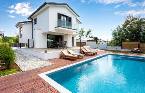 Amazing Home In Jurdani - Foto 11