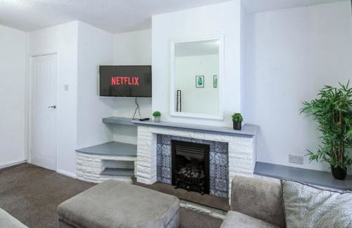 Long Stays, Contractors & Re-locators, 2BR Home in SK14, WIFI, Parking, Sleeps 5 - Foto 21