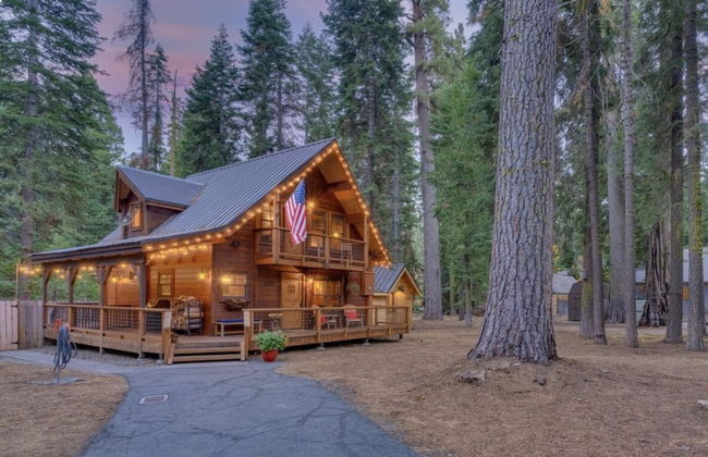 Cozy Pet Friendly Cabin in Lake Tahoe by Sierra Getaways - Foto 21