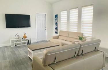 Brand New Lake View House - Self Check-In - Photo 10