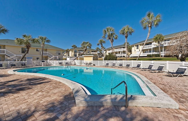 SPC 9232 is a Beautiful recently upgraded 2 BR with Free Beach Service by RedAwning - Foto 24