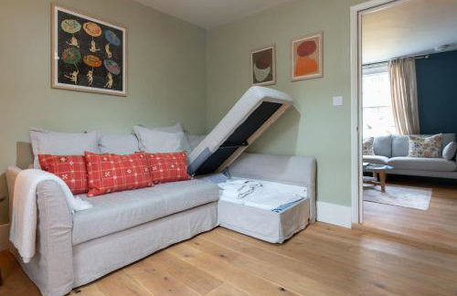 Spacious City-Centre House near Train Station & Business School, with Garden - Foto 43