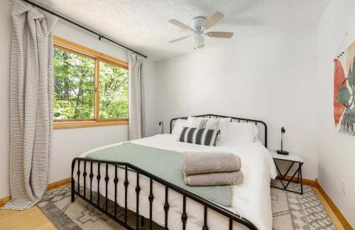 Vineyard Haven AC Jacuzzi Sauna Private En Suite - Foto 17