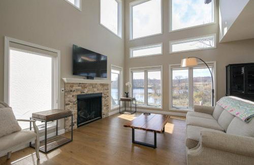 Riverfront Cotter Home Close to Trout Fishing! - Foto 1