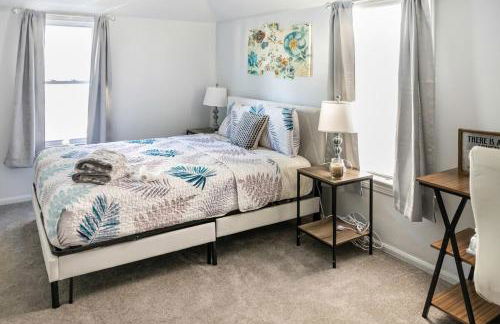 Euclid Near Lake Erie Cleveland king bed - Foto 39