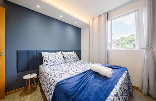 Aconchego e privacidade para sua família com 2 quartos, sala e cozinha integrados e sacada com churrasqueira - Foto 7