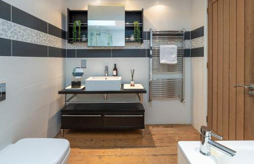 The Old Mill, Deluxe holiday home with a view - Foto 40