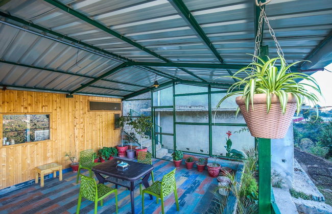 OYO 12187 Home Luxury Studio Kasauli - Foto 9