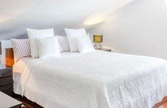 Yasmine Casas Barcelona - Photo 11