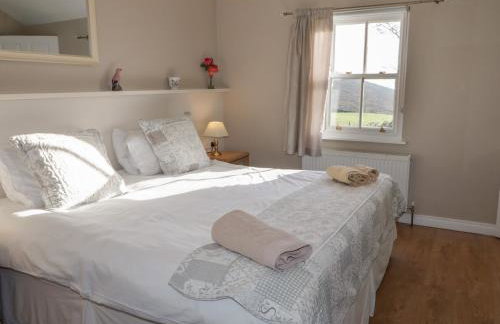 Dan White's Cottage - Photo 13