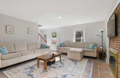 Near NC State Campus & Downtown - The Maple Marvel - Foto 1