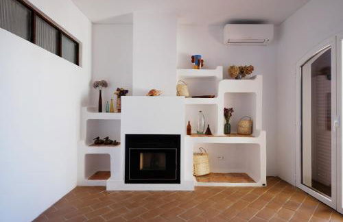 Cozy Beach Apartment W/ Sea View, Free Parking & AC - Foto 3