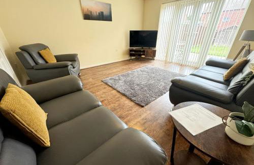 Family home close to Shrewsbury Town centre - Photo 11