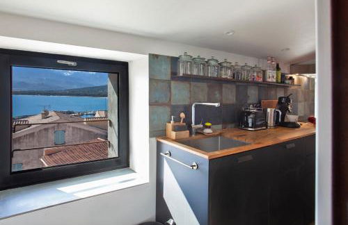 Mira appartement climatisé vue mer centre de Calvi proche port et plage - Foto 6