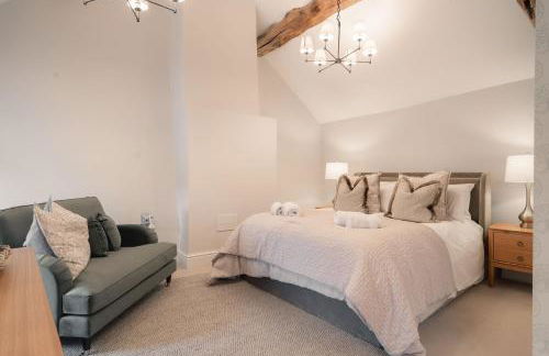 The Farmhouse - Photo 44