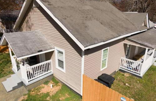 5 Min to Elon - In Unit Washer and Dryer - Fast Wi-Fi - Foto 41