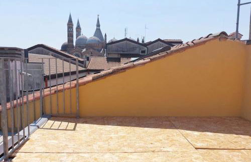 Residenza SubitoSanto "Gigliola" 9A - Bilocale con terrazzo esclusivo Cupola Basilica di Sant'Antonio- - Photo 17