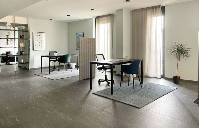 Icon H 602 Suite Executive - Photo 23