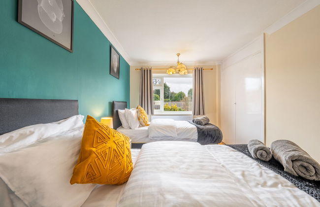 Pierocks Carver Entire House, Free Parking and Wi-fi in High Wycombe - Photo 8