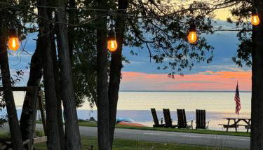 Little Blue Cottage - Photo 1