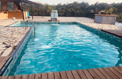 Chácara Com Piscina e Vista das Montanhas - Foto 15