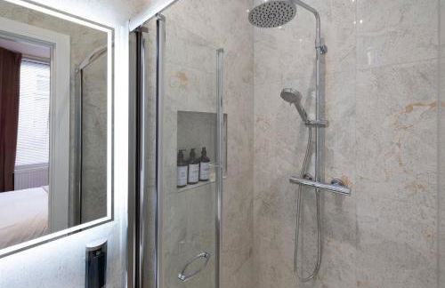 A spacious and modern 4Bedroom house - Foto 18