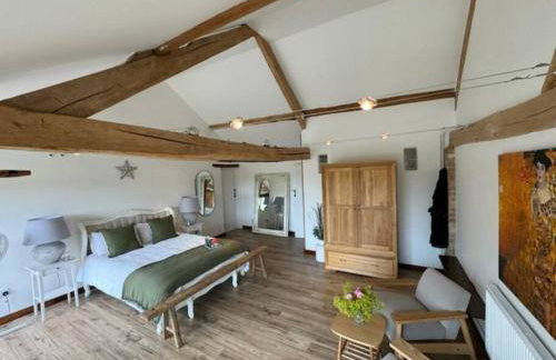 The Old Cattle Barn - Photo 16