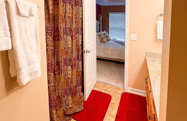 4 - Bed home, w/ Cali King Bed - 12 mins. to DTWN - Photo 49