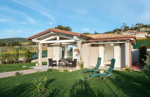 Villetta Li Junchi - due passi dal mare - spazioso giardino - Photo 4