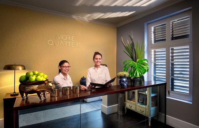 More Quarters Hotel - Photo 4