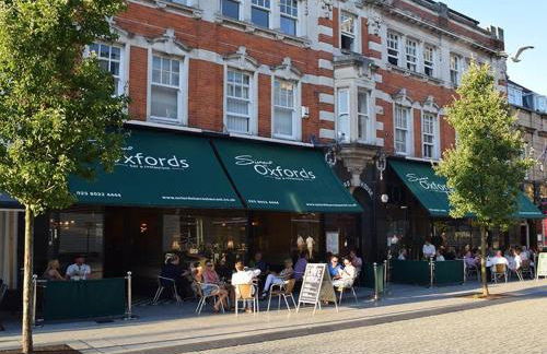 14 Oxford Mews - 5 Star Living for up to 10 People - Photo 32