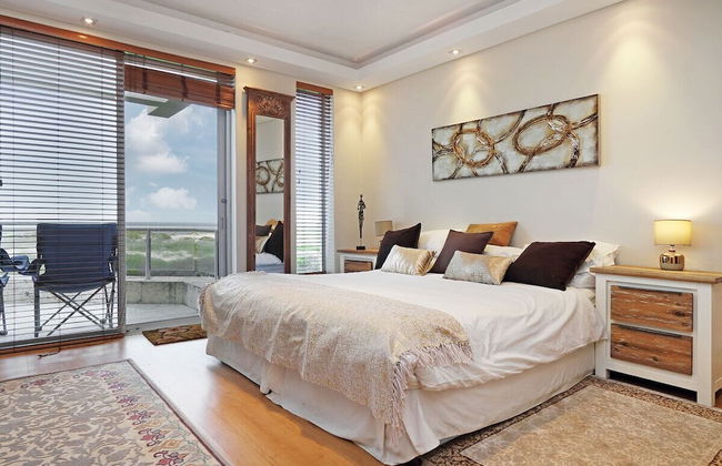 Dolphin Beach E5 - Photo 24