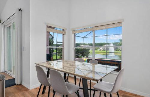 [Popular Illusion Home] •Waterfront Private Pool - Foto 26