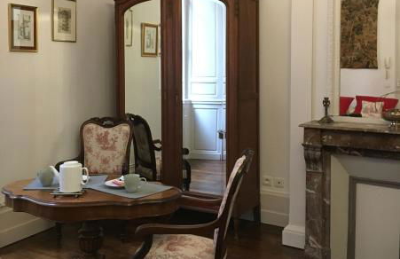 Châtel Rose - Historical Centre with Garden - Foto 6