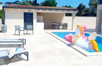 Villa Salvore - new luxury house, heated pool, near beaches, playroom - Istria - Foto 50