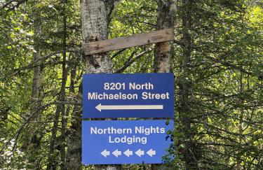 Northern Nights Lodging - Foto 9