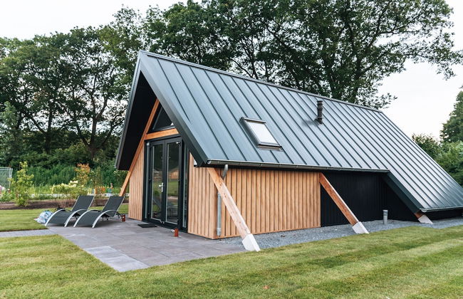 Romantic Wellness Escape - Photo 33