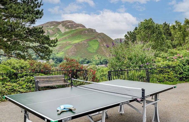 Delightful Holiday Home With sea Views and Hot Tub - Photo 30