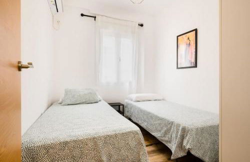 Apto céntrico, 2 aparcamientos privados, bicis - Foto 11