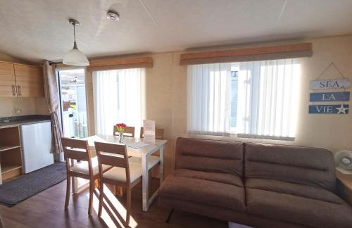 Sea and Mountain view Sunbeach Holiday Snowdonia - Photo 21