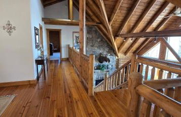 Coopers Run Five Bedroom Log Home with Hot Tub Pool Table and Views - Foto 33