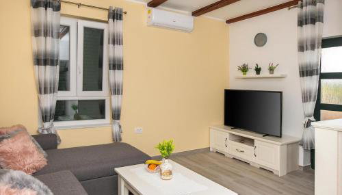 Amazing Home In Primosten - Foto 3