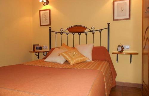 Apartamentos Turismo Rural Casa Santorroman - Foto 28