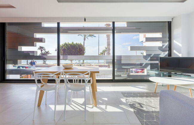 Seafront Calabeach - Foto 28