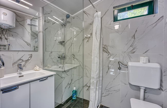 Honeymoon Suite Črni Kal - Foto 8