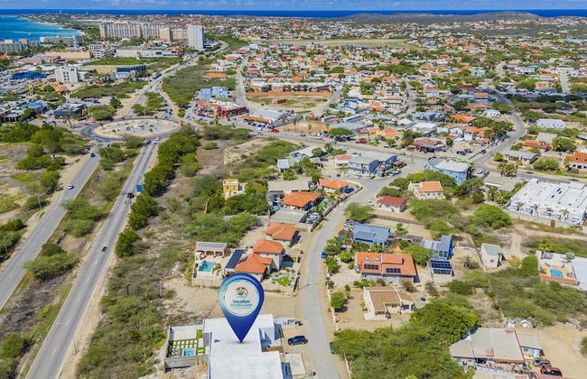 Brand NEW 3BR w Private Pool Walk to Palm Beach - Photo 41