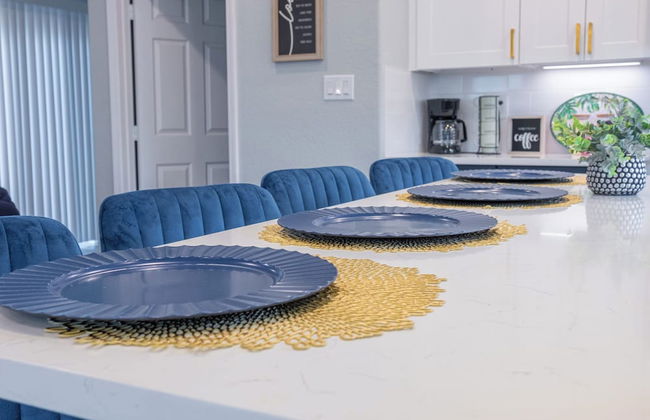 Heaven-sent Convenient 4br/ 3BA Near Downtown - Foto 12